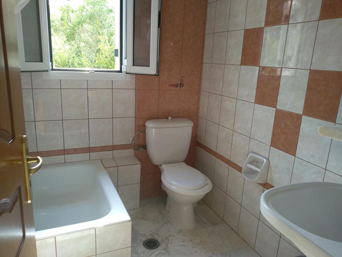 Antonios Olive Garden Acharavi Kerkyra Apartment Bagian luar foto